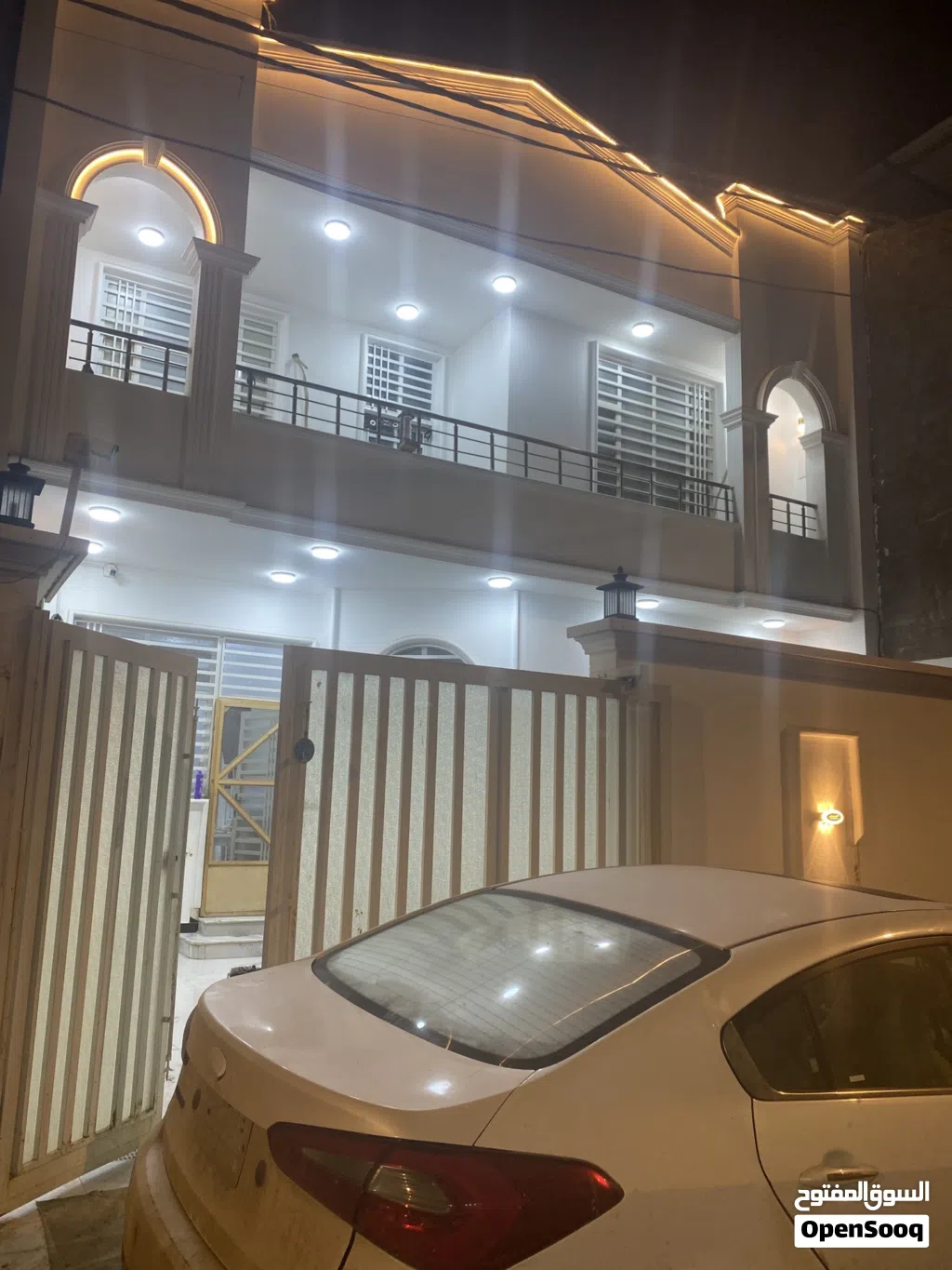 بيت للبيع مساحته 200