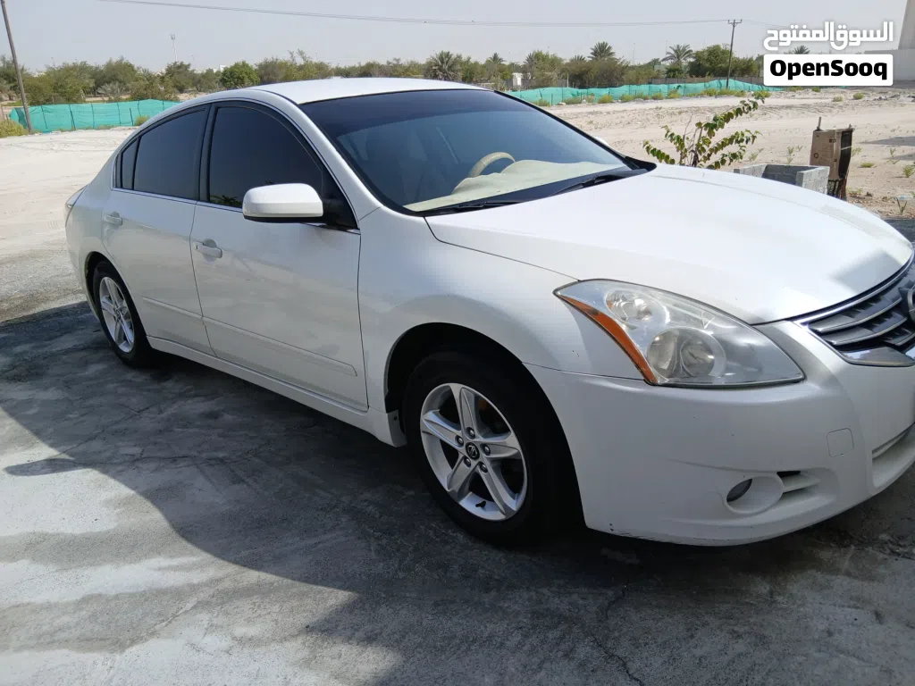 Nissan Altima S