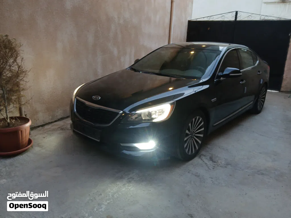 كيا كادينزا Limited
