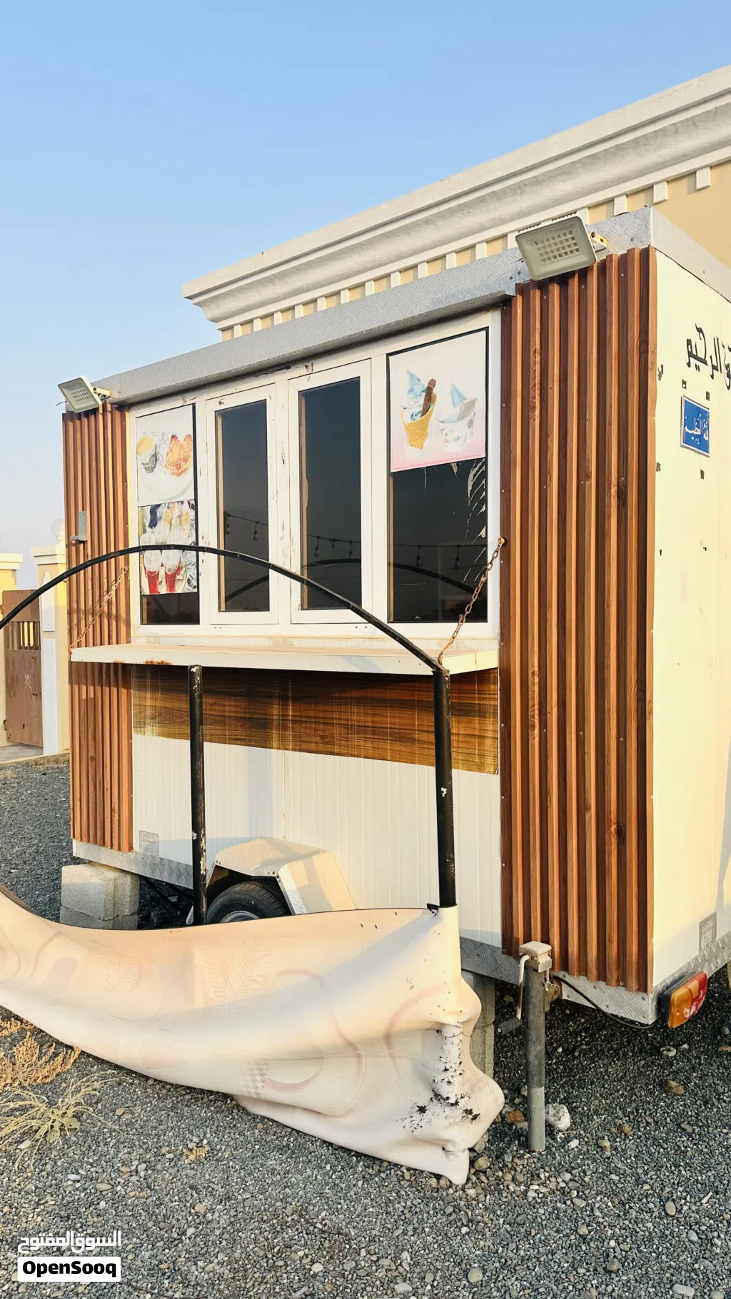 كرفان مقهى متحرك ، نظيف جدا ، جاهز للعمل