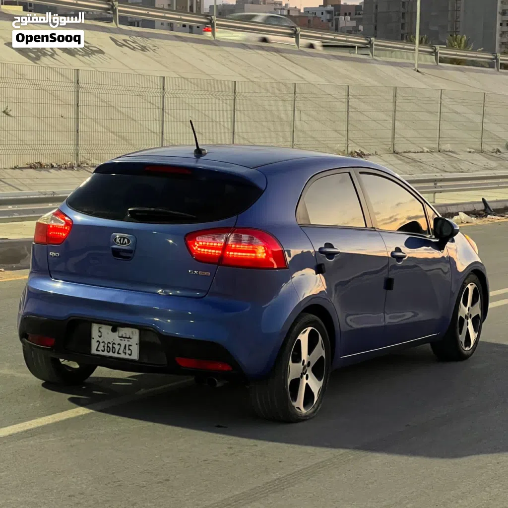 Kia Rio EX