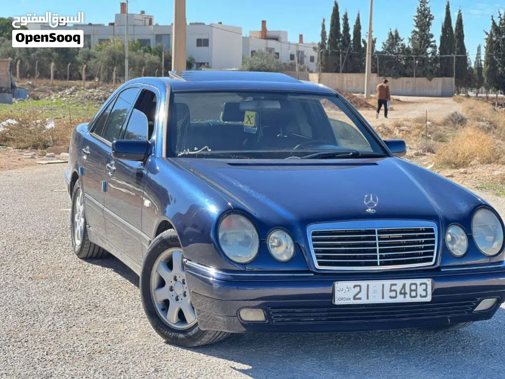 Mercedes Benz E-Class E 200