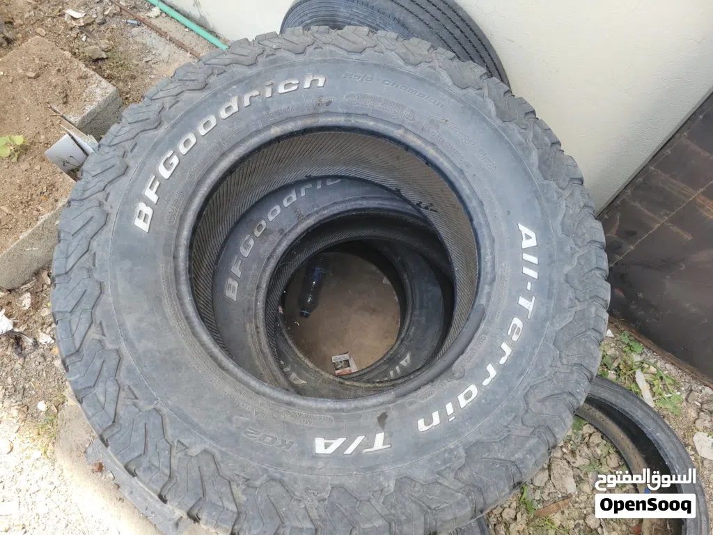 285/70 R17 4 tires BF Goodrich 2020 model
