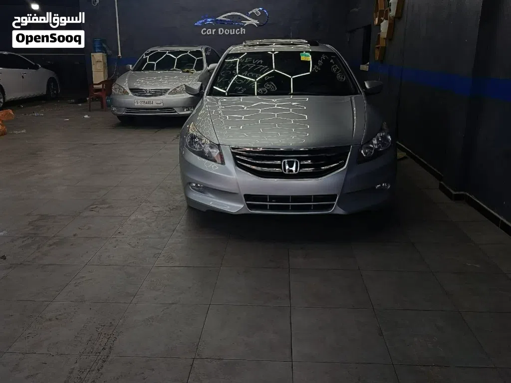 هوندا اكورد Limited