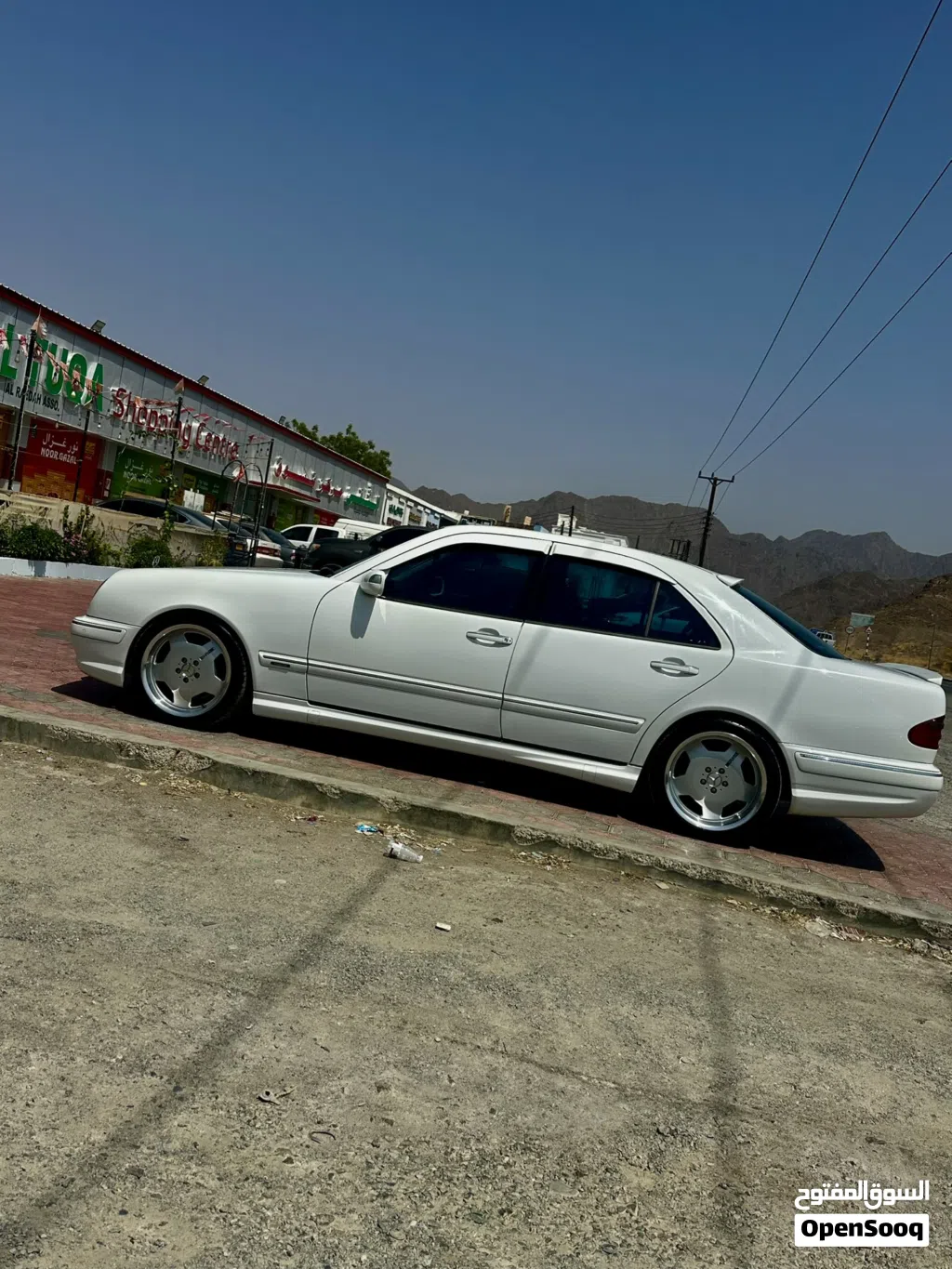 مرسيدس بنز الفئة-E E 55 AMG