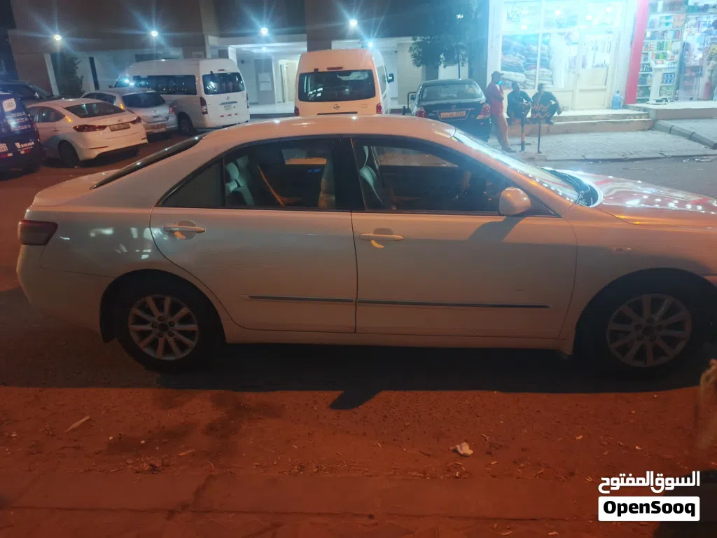 Toyota Camry GLE-X