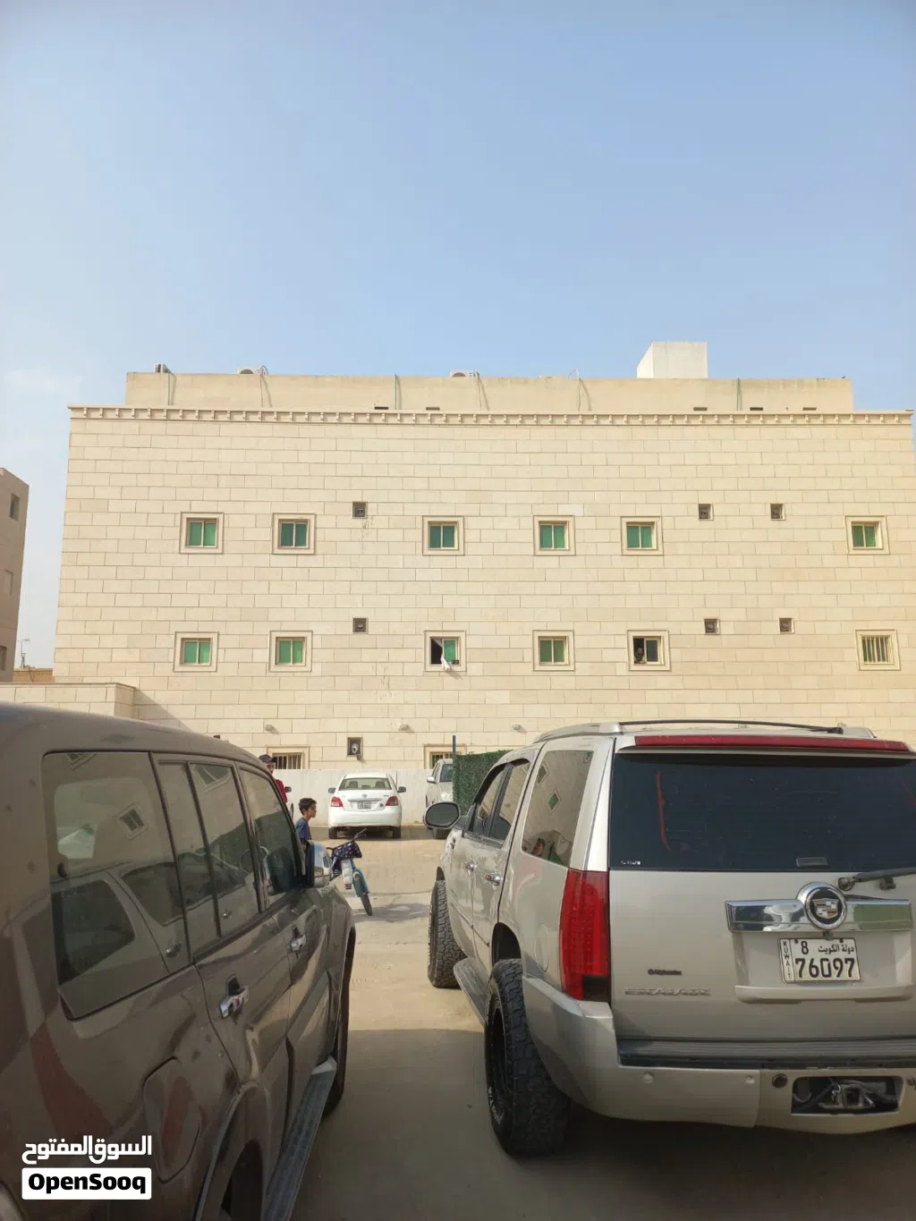 استديو للايجار الفحيحيل