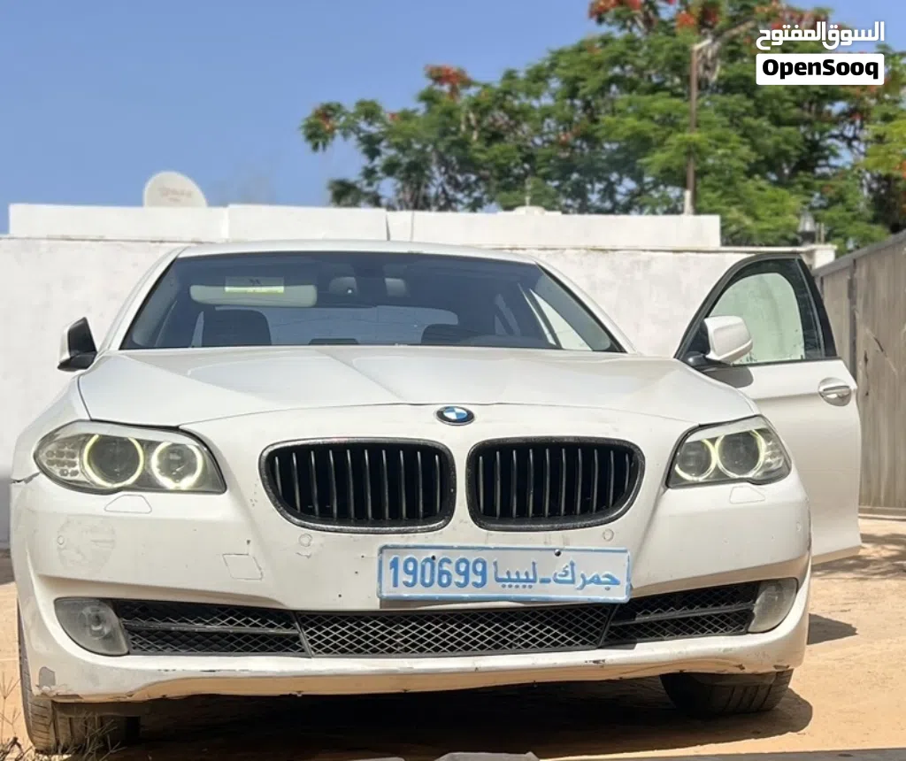 بي ام دبليو الفئة 5 528