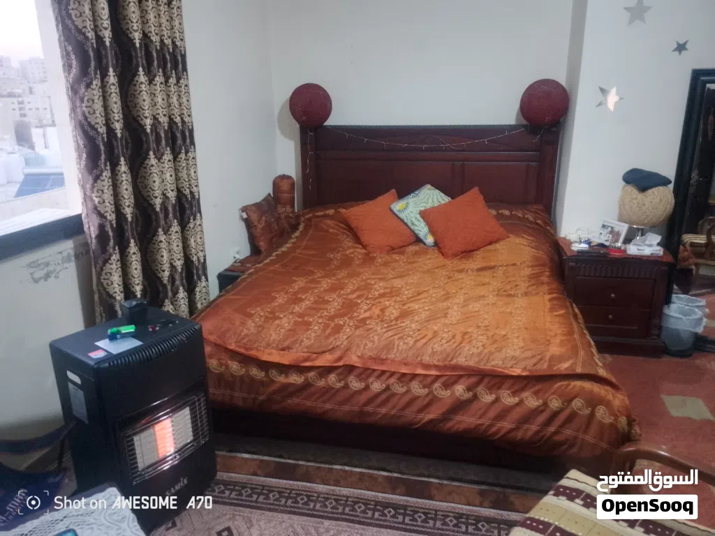 غرفه نوم عائلية كامل تفصيل مع فرشه بحاله ممتازه بسعر مناسب