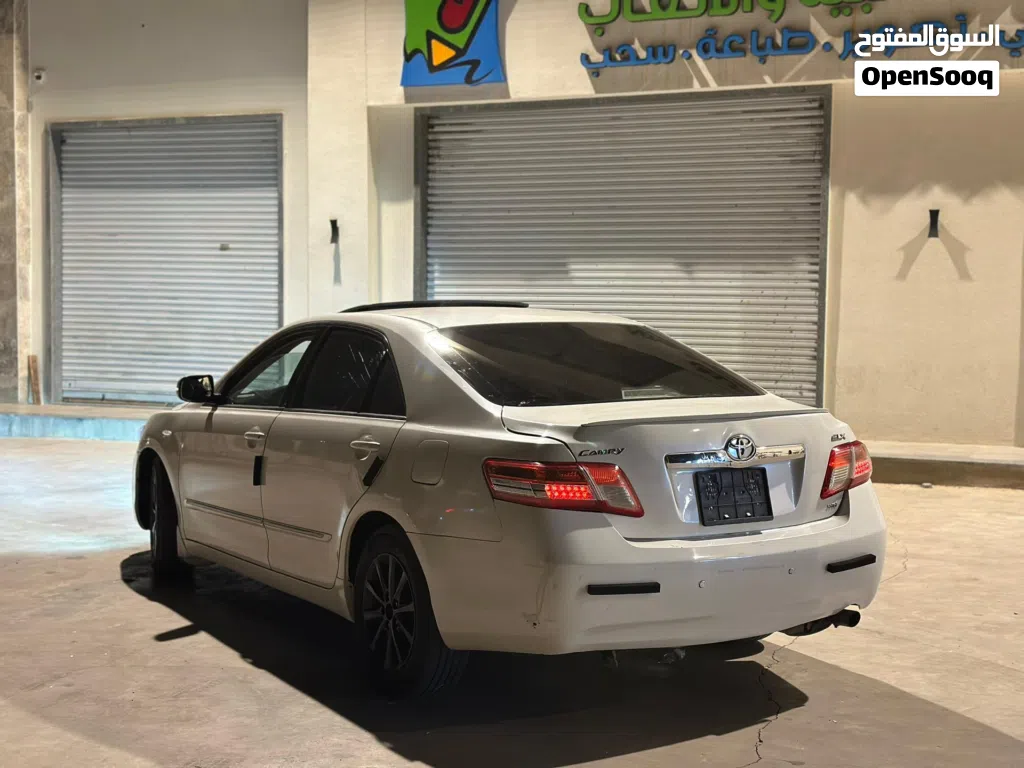 تويوتا كامري GLX