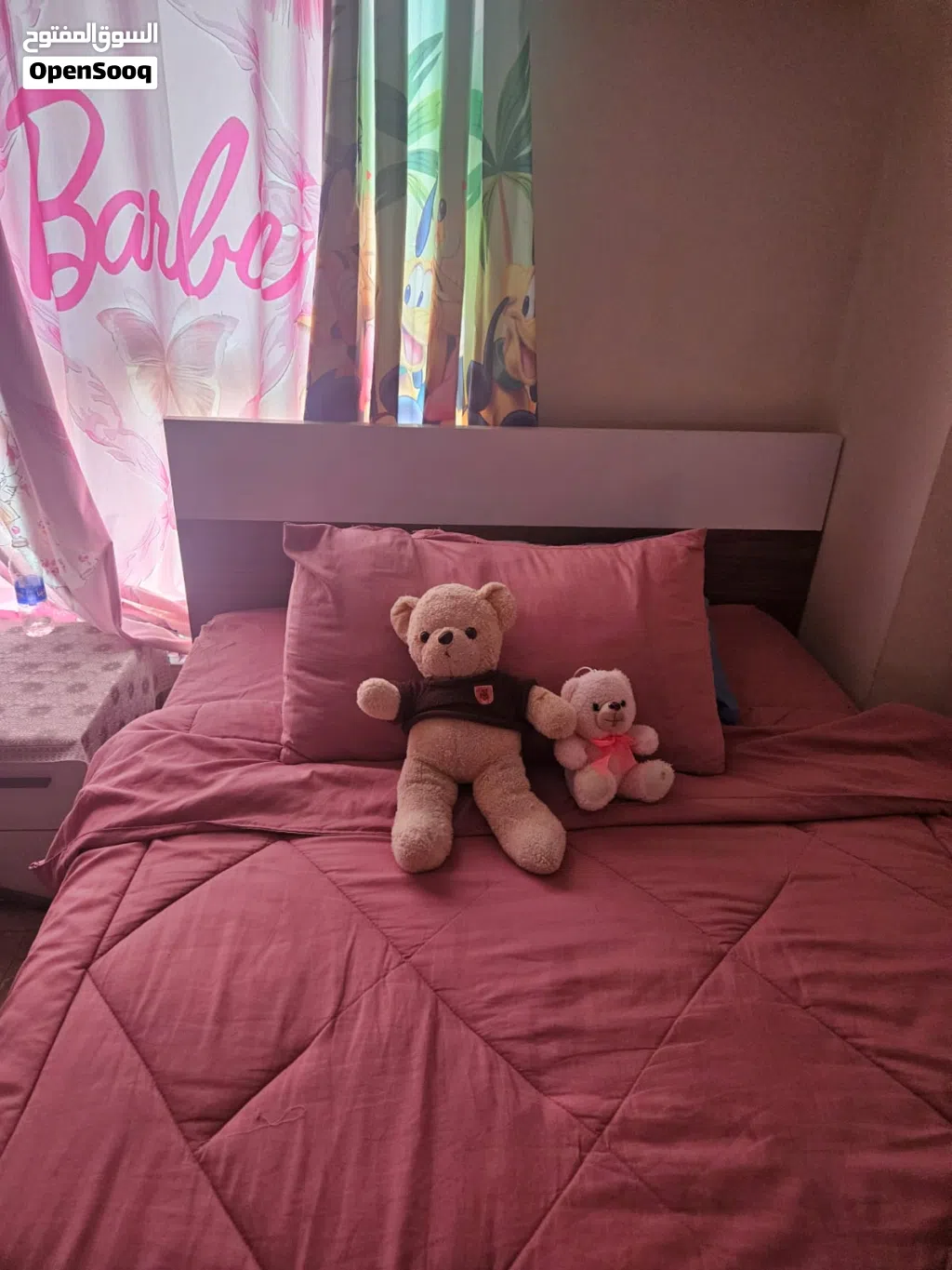 1 complete childeren room new two bed 120 1 dresseing 1 beside table
