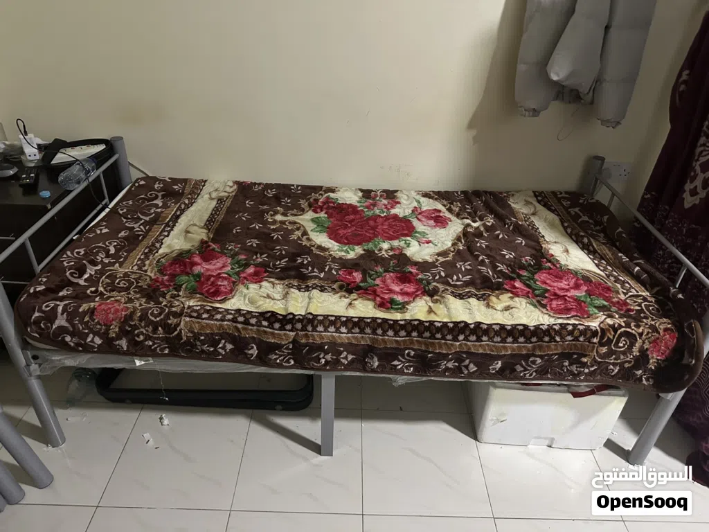 Single cot