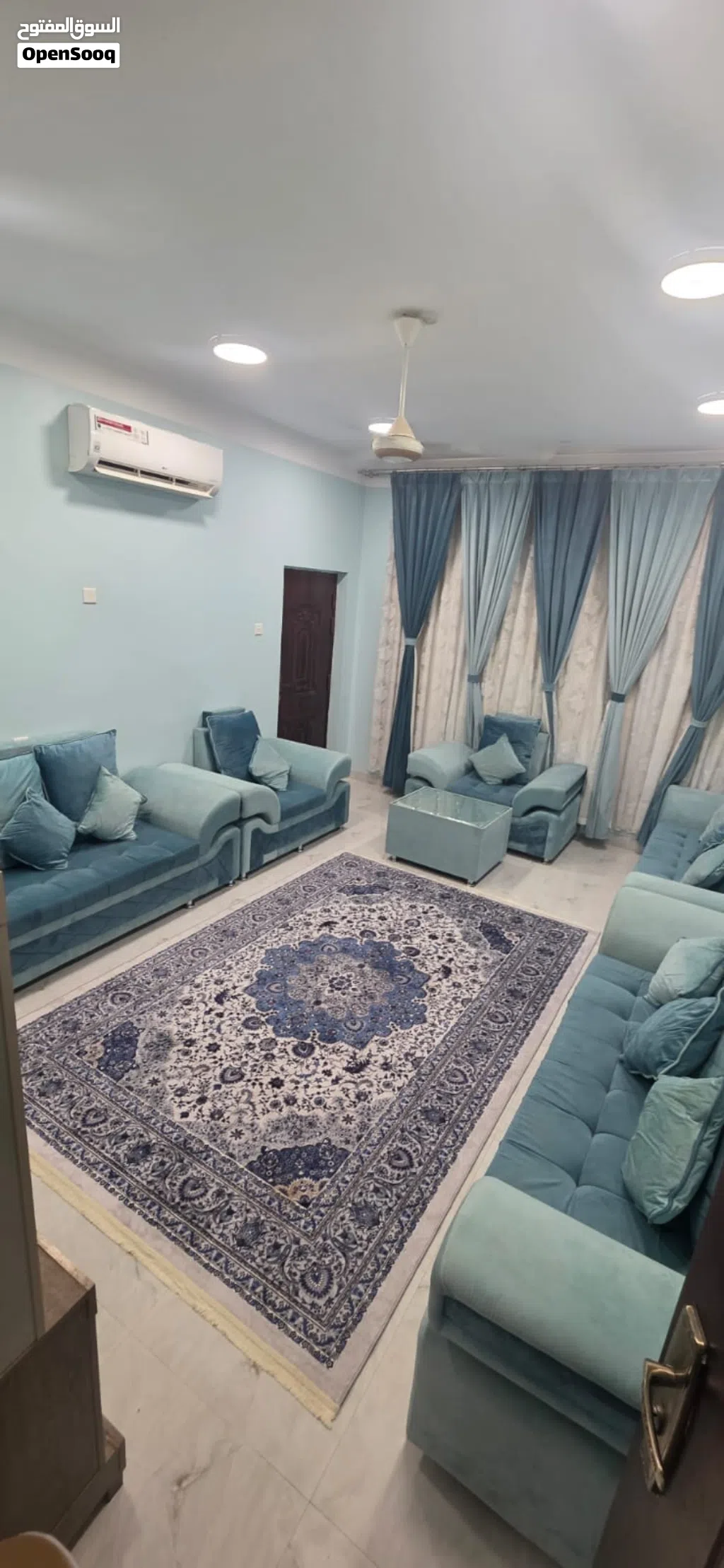 كنب مستعملات بحالة جيدة ونظيفة