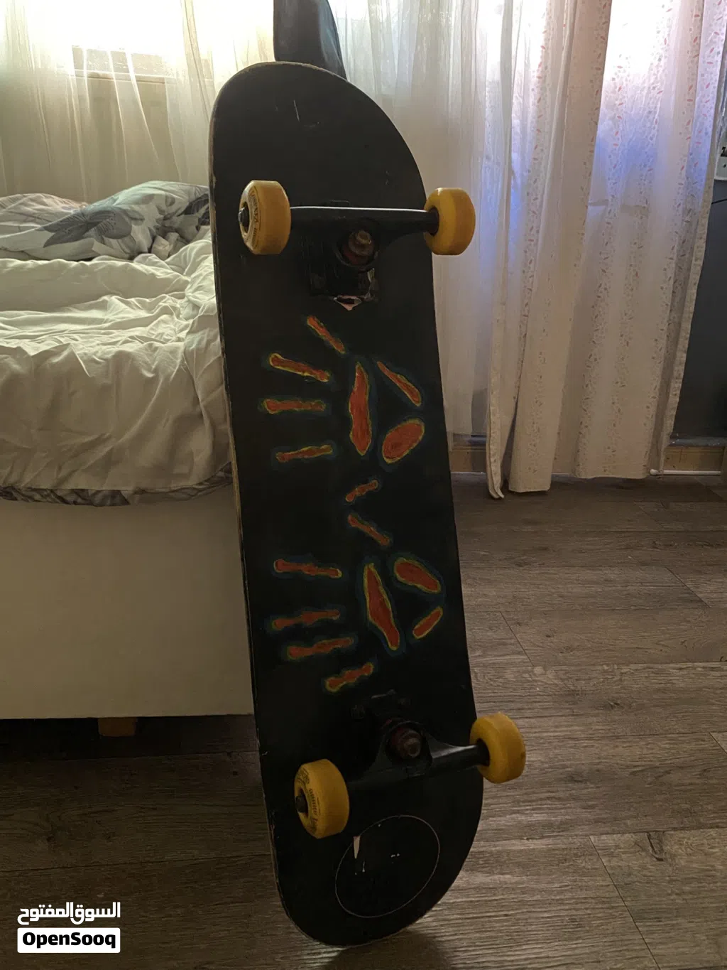 سكيت بورد اصلي خشن يتحمل اوزان عالية مخصص للشوارع skateboard