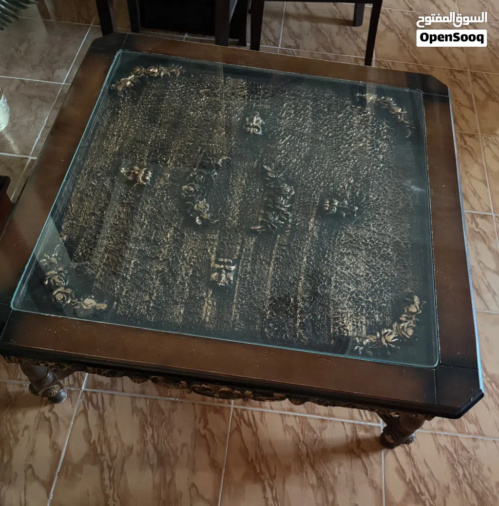 طاولات ضيافة
