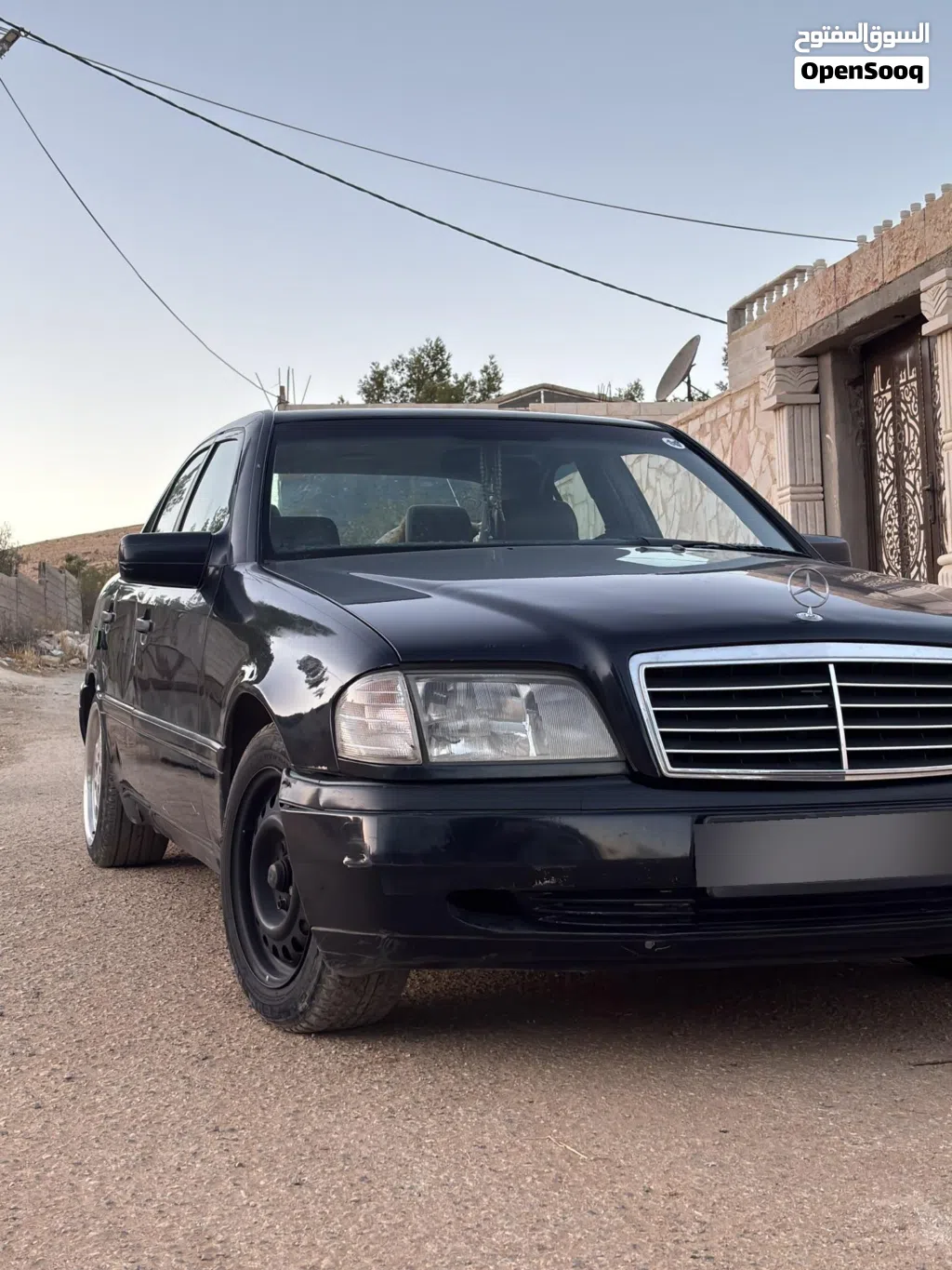 مرسيدس بنز الفئة-C C 180