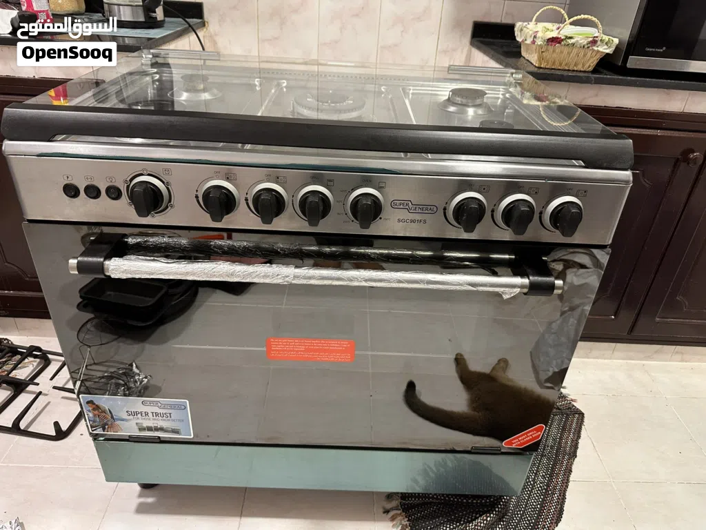 Super General Cooking Range ( Oven) for sale.
