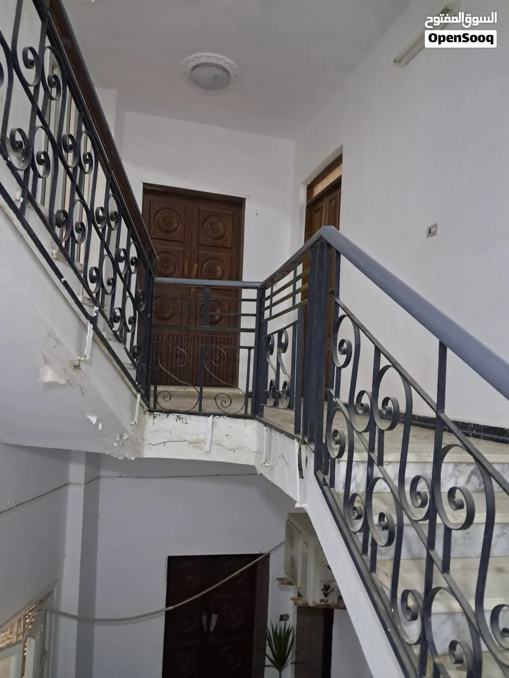 شقه كبيره للايجارررر بالفرناج