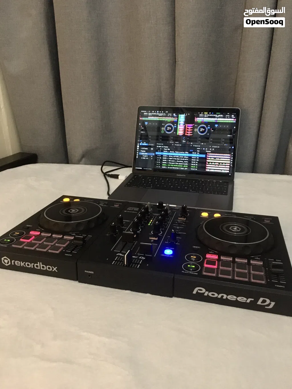 Pioneer ddj400 like new all working perfectly