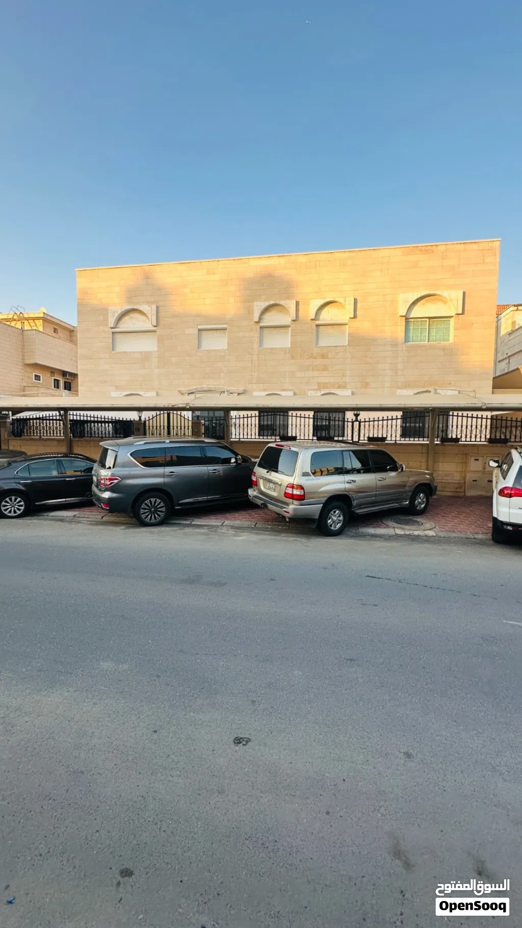بيوت وعماير للبيع في جميع مناطق الكويت