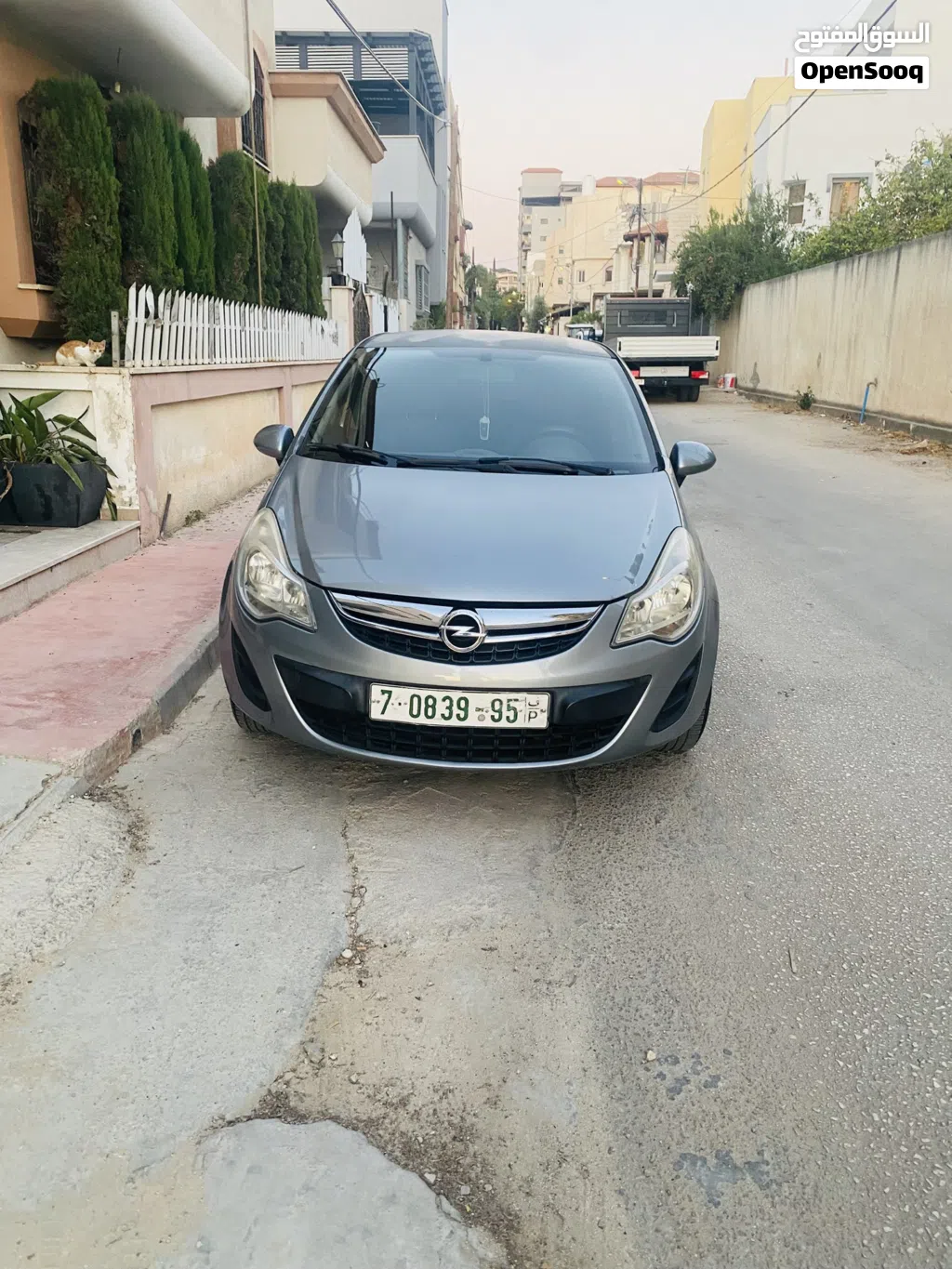أوبل كورسا Design