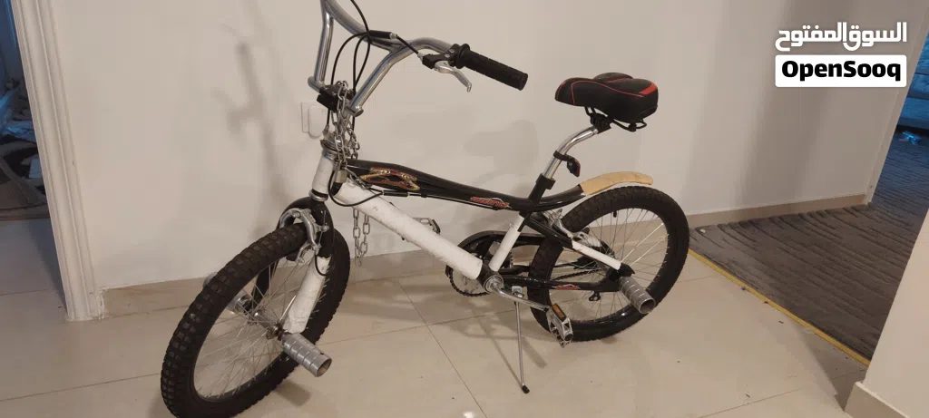 دراجه هوائيه (تصميم الـ BMX) شبه جديد سعر مناسب