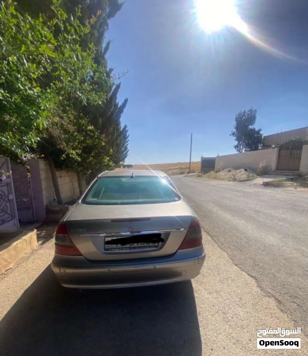 Mercedes Benz E-Class E 200