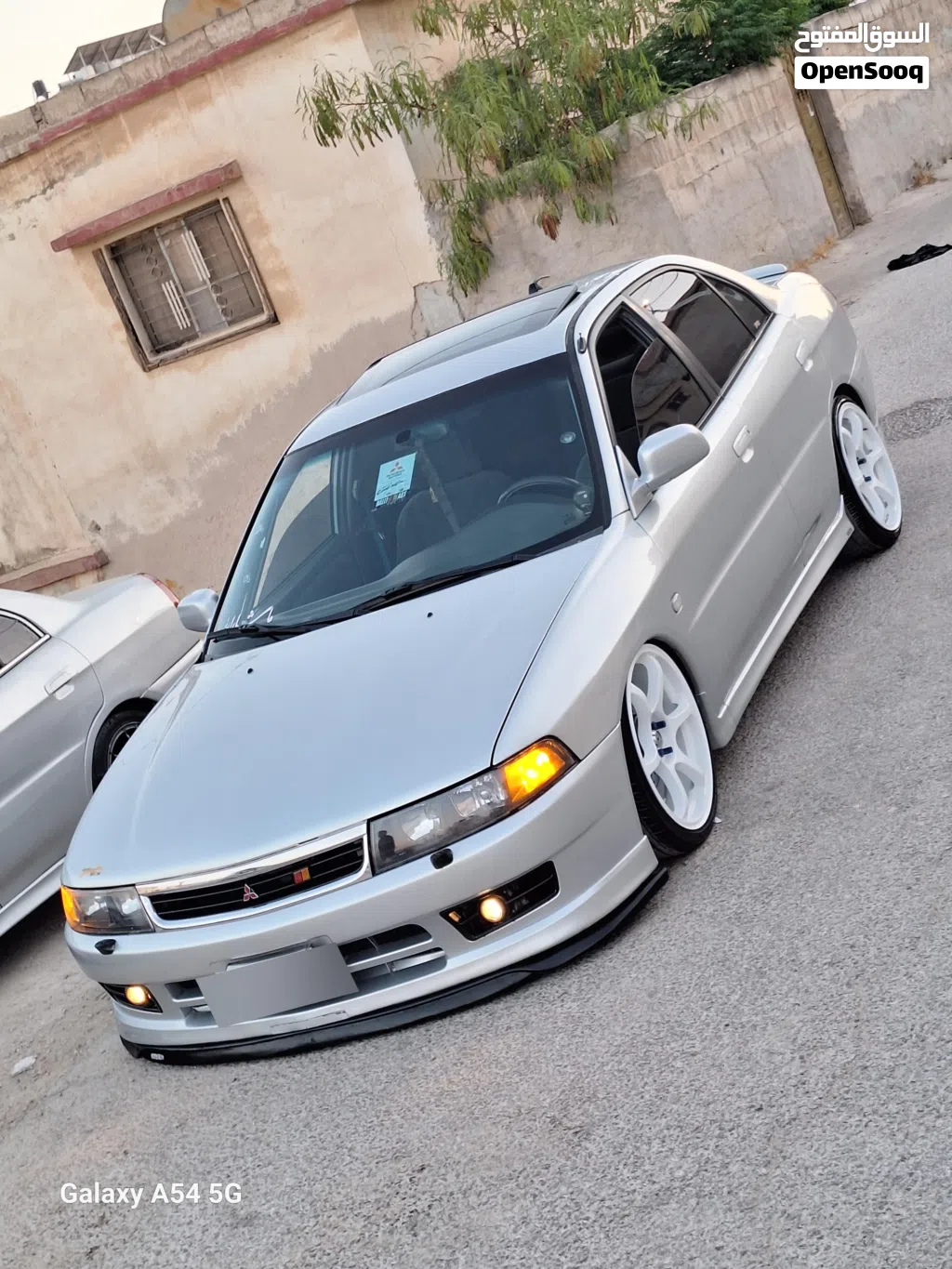 ميتسوبيشي لانسر Standard