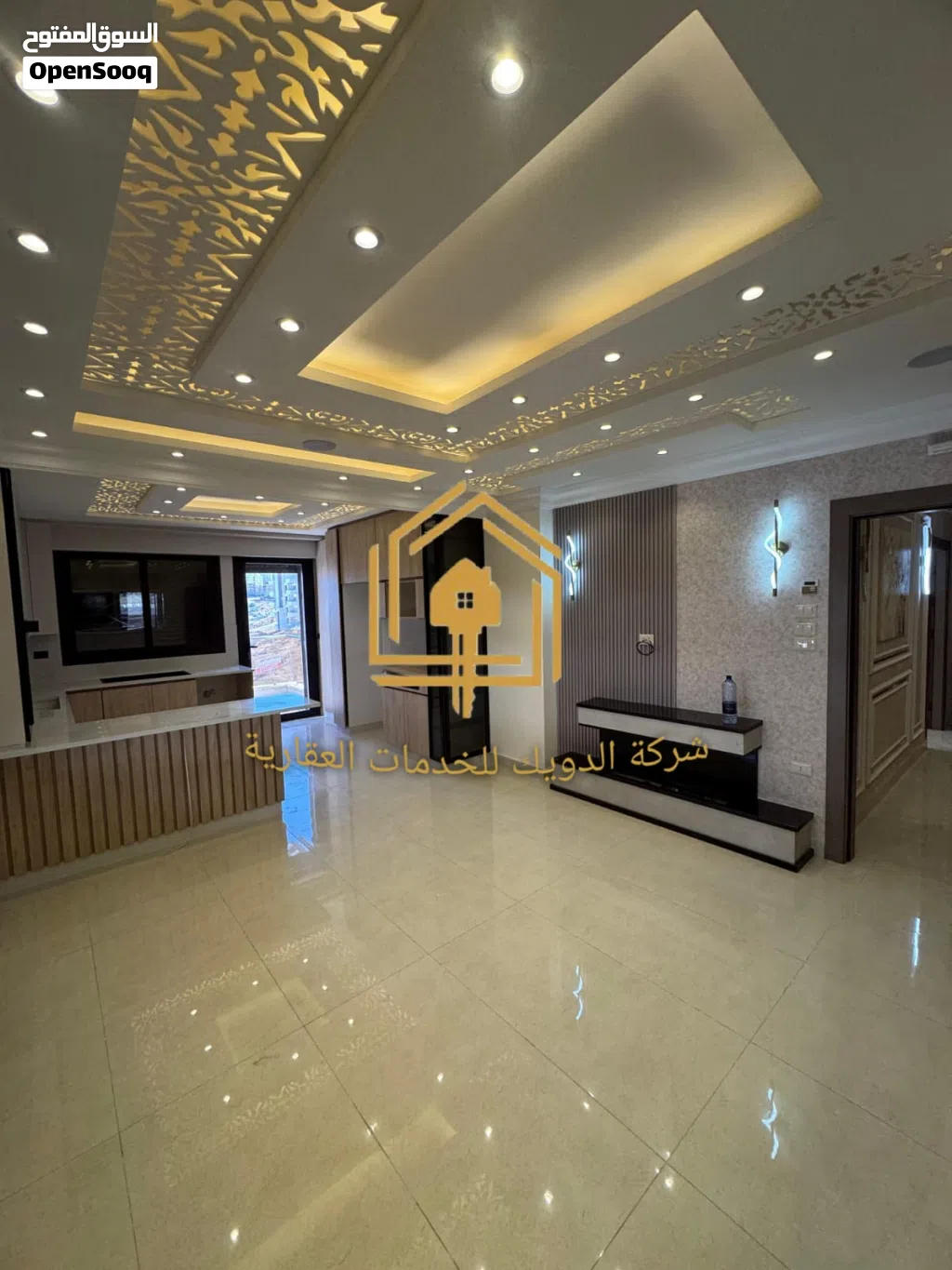 شقة فاخرة * لم تسكن * 4نوم * موقع مميز * قرب الخدمات * الجبيهة
