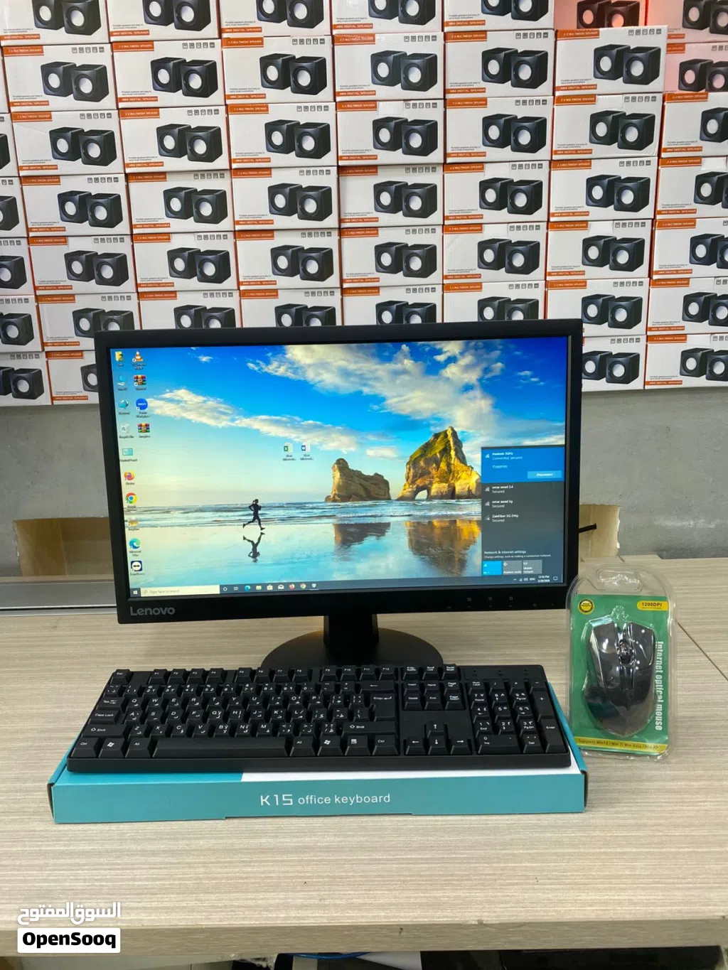لزحمة المكاتب مع أصغر كمبيوتر احترافي من Lenovo! فقط ب 99 دينار