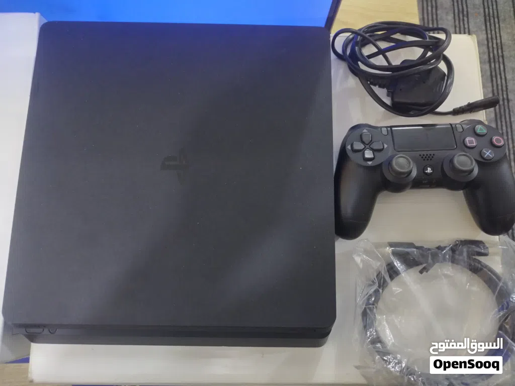 السلام عليكم اخواني توفر بس قطعتين جهاز ps 4 slim Online ريجن اوربي غير مستخدم لوك ستيكر!!!
