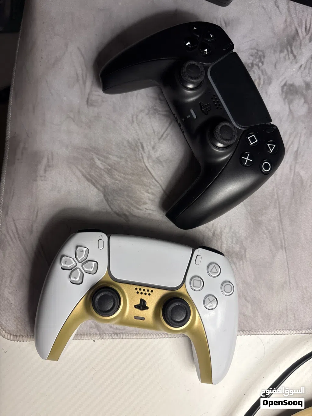 جهازين بلستيشن 5PlayStation 5