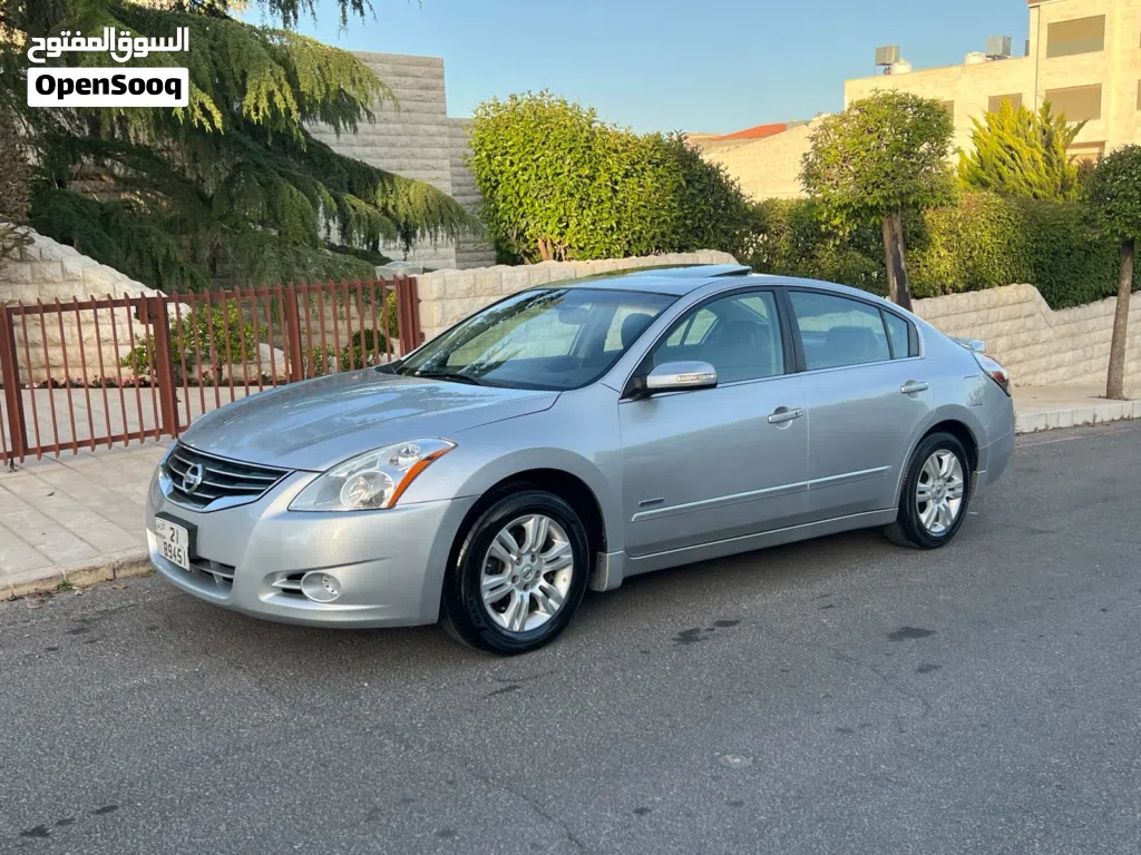 نيسان التيما SL Sport