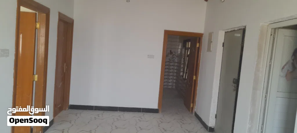 شقق عدد 2 للأيجار خلف مول الخوره