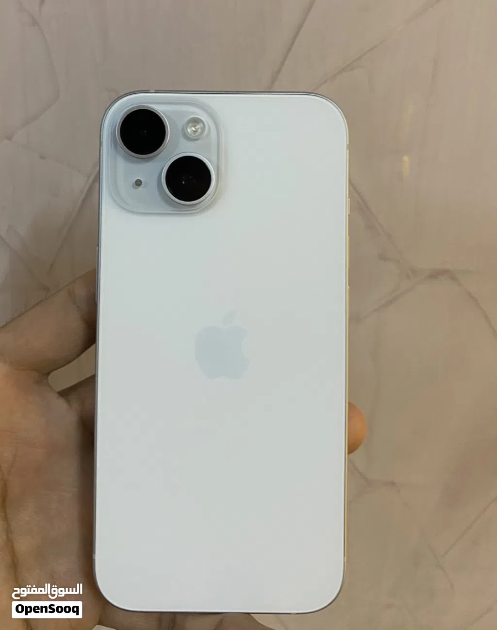 للبيع iPhone 15 سعة 256GB