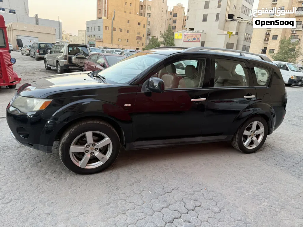 Mitsubishi Outlander GLX High Line