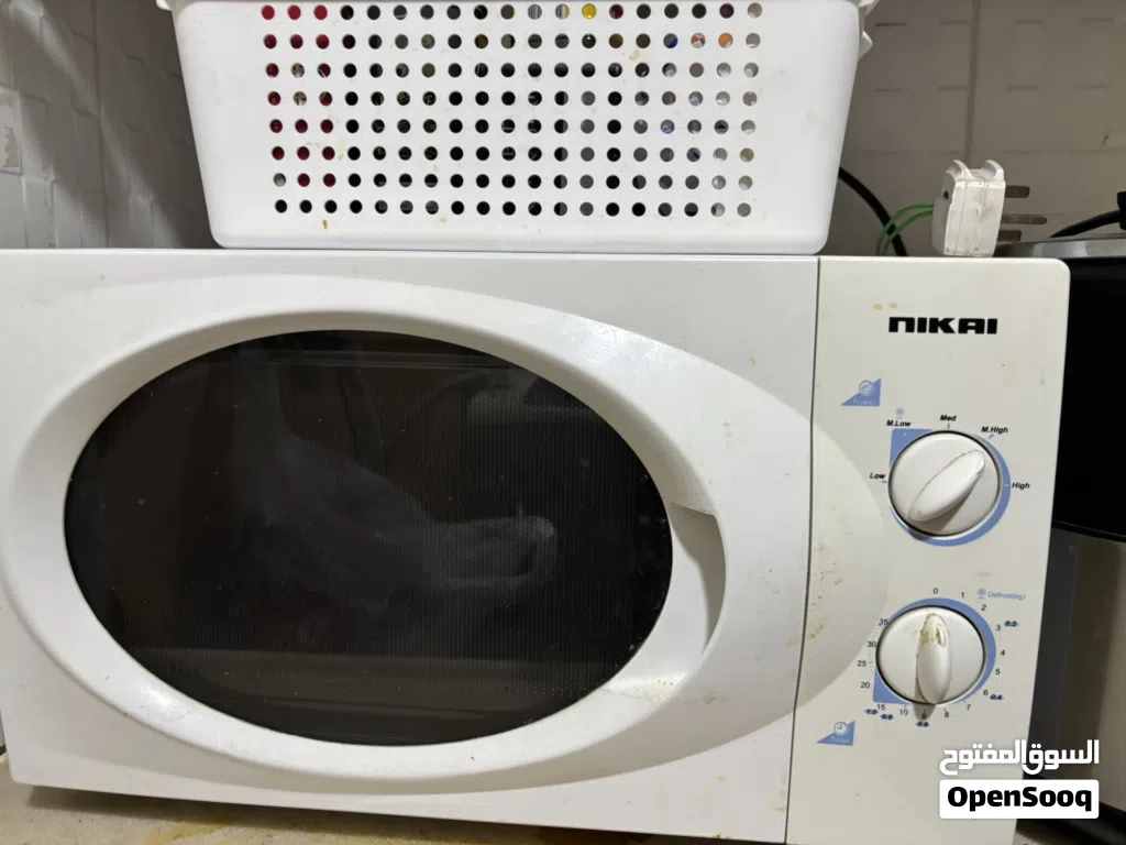 Microwave oven and coffee machine