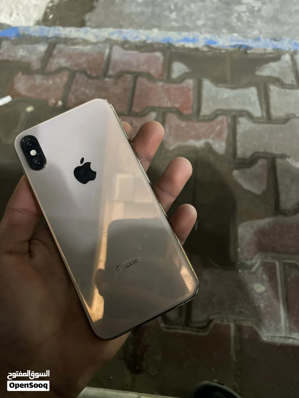 ايفون xs للبيع