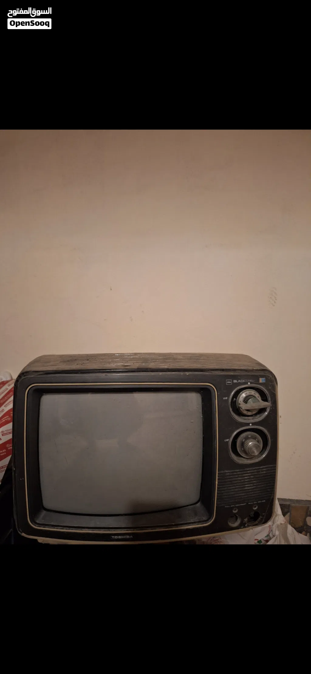 للبيع تلفزيون توشيبا قديم لا يعمل