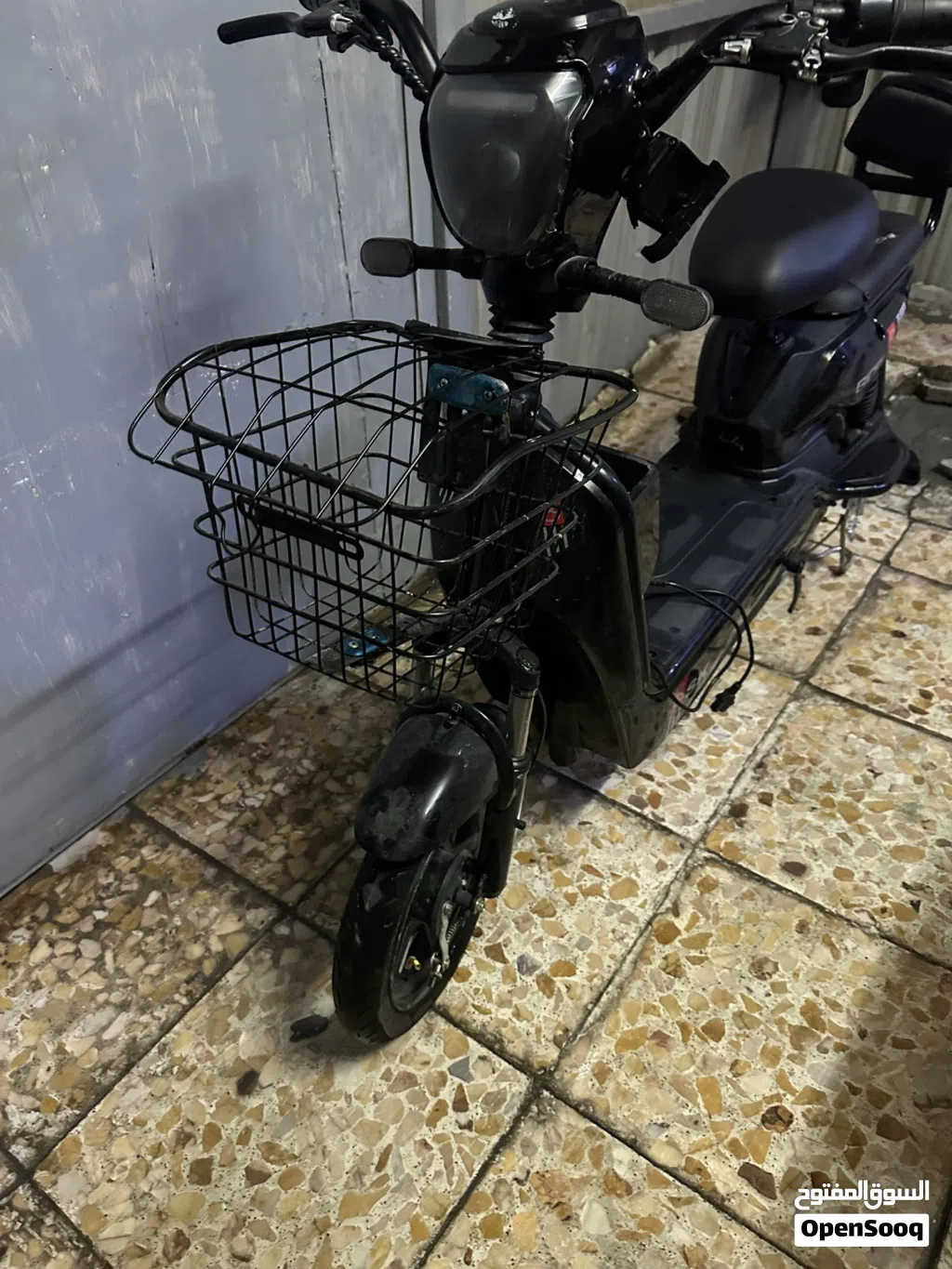 اخرى اخرى