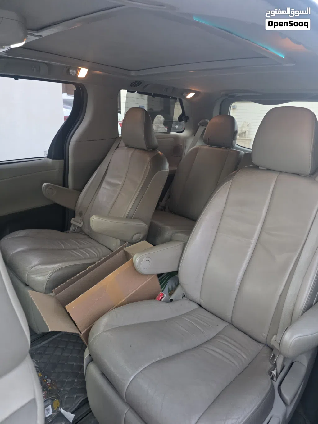 Toyota Sienna Platinum