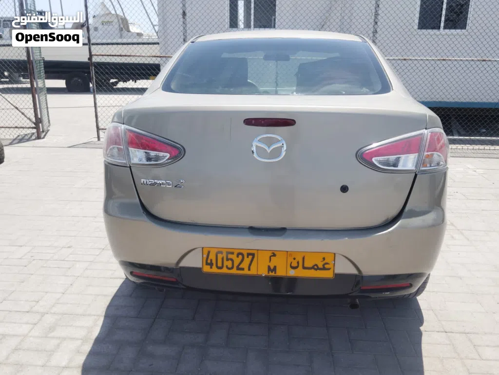 Mazda 2 Standard