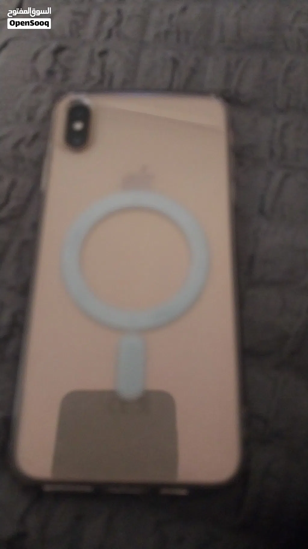 تلفون ايفون xs max 64 جيجا شاشه اصليه بطاريه اصليه 76 فيس ايدي شغال لون ذهبي