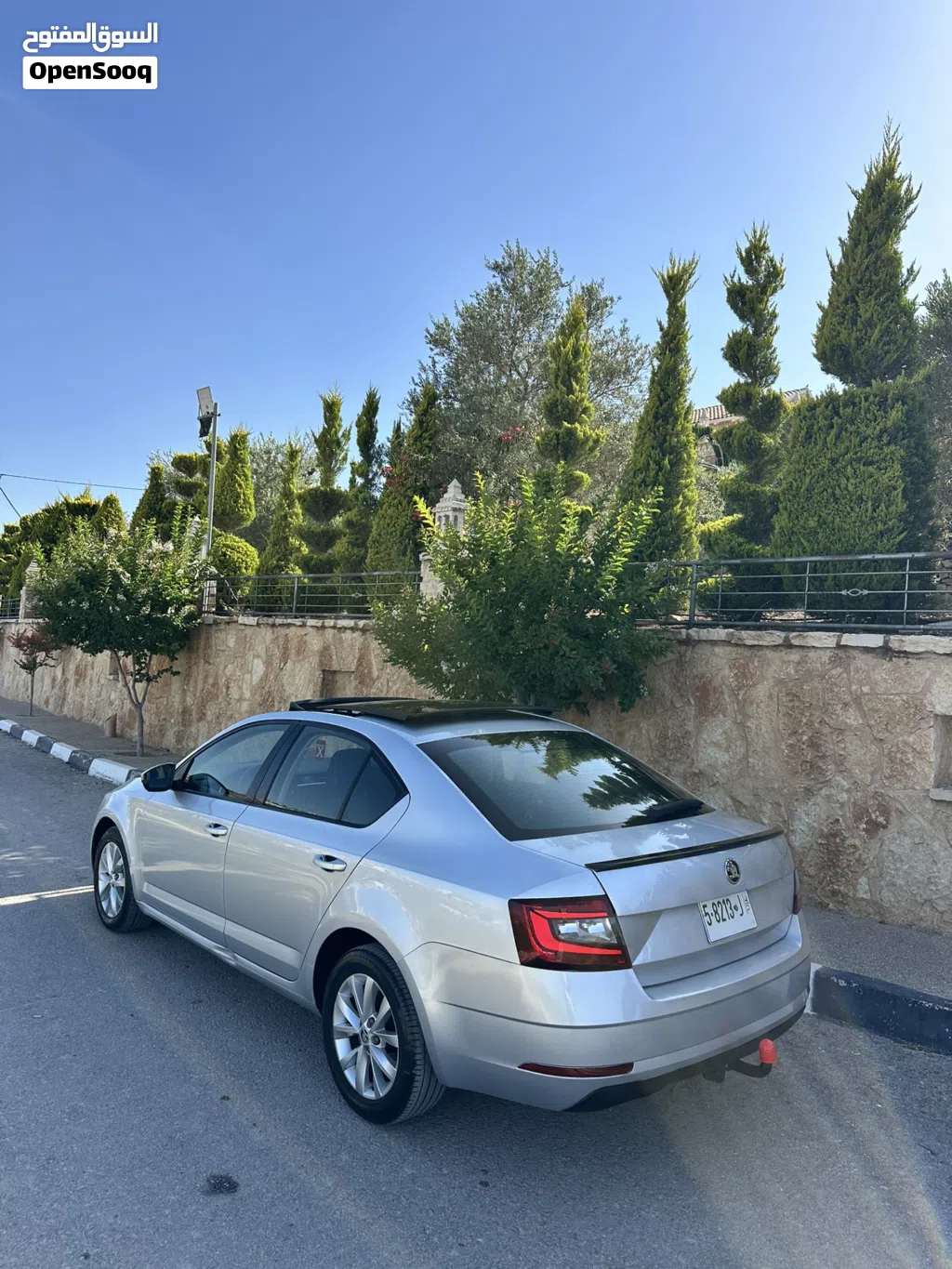 سكودا اوكتافيا Standard
