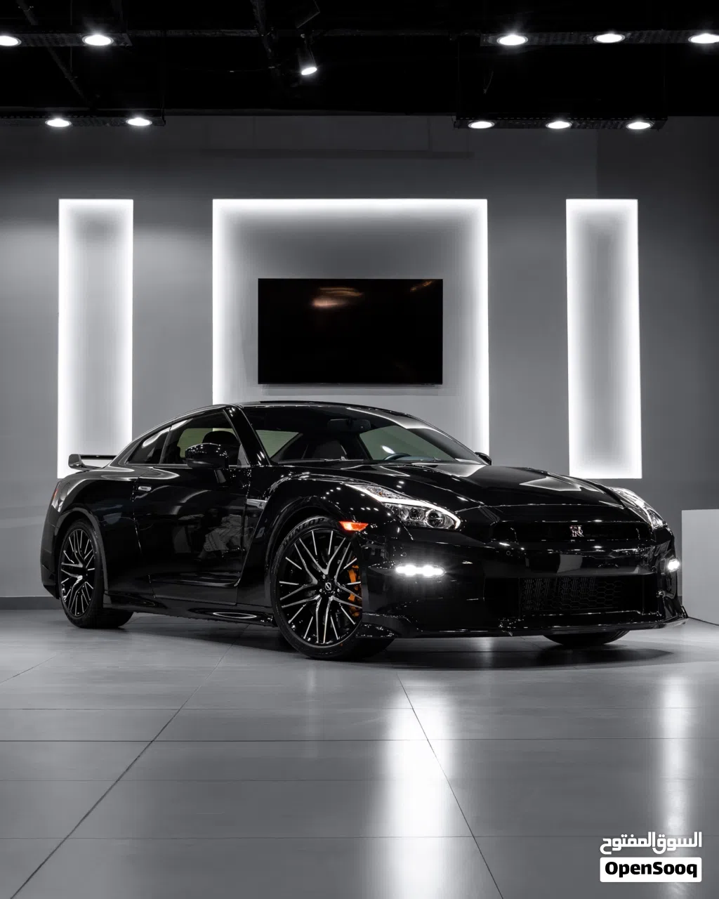 نيسان GT-R Standard