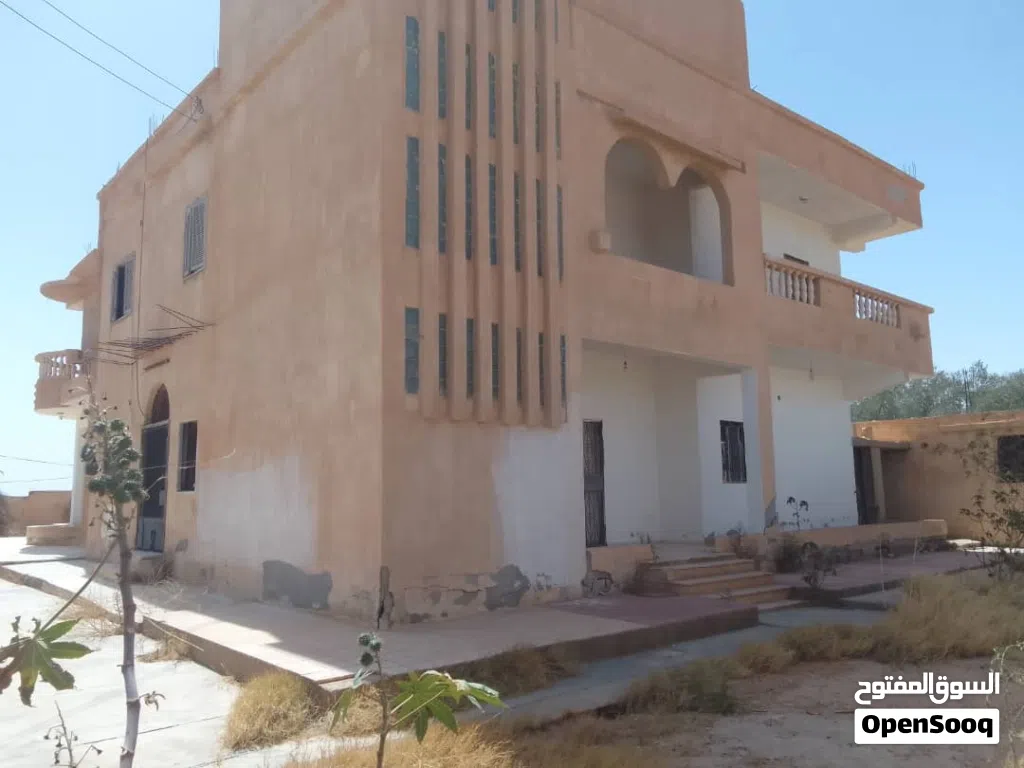 منزل من دورين بمركز بنى وليد