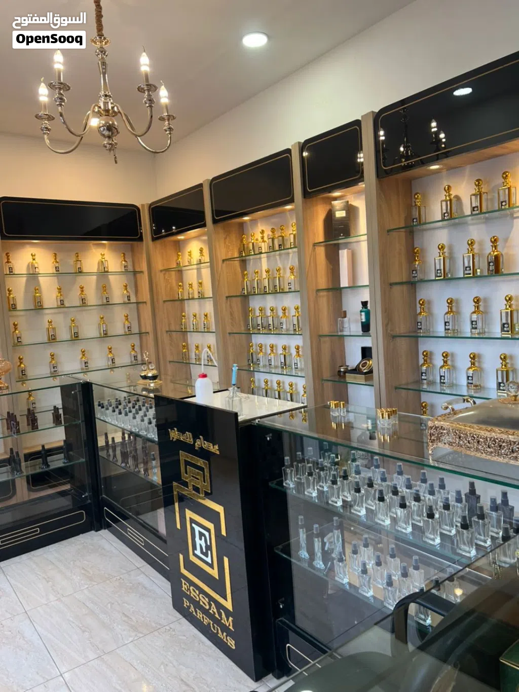 بضاعة عطور للبيع