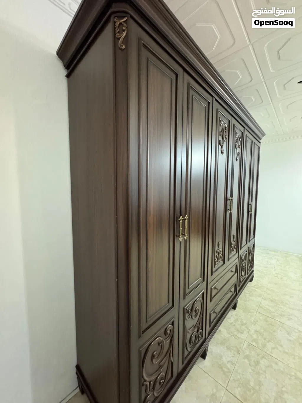 خزانه + تسريحه