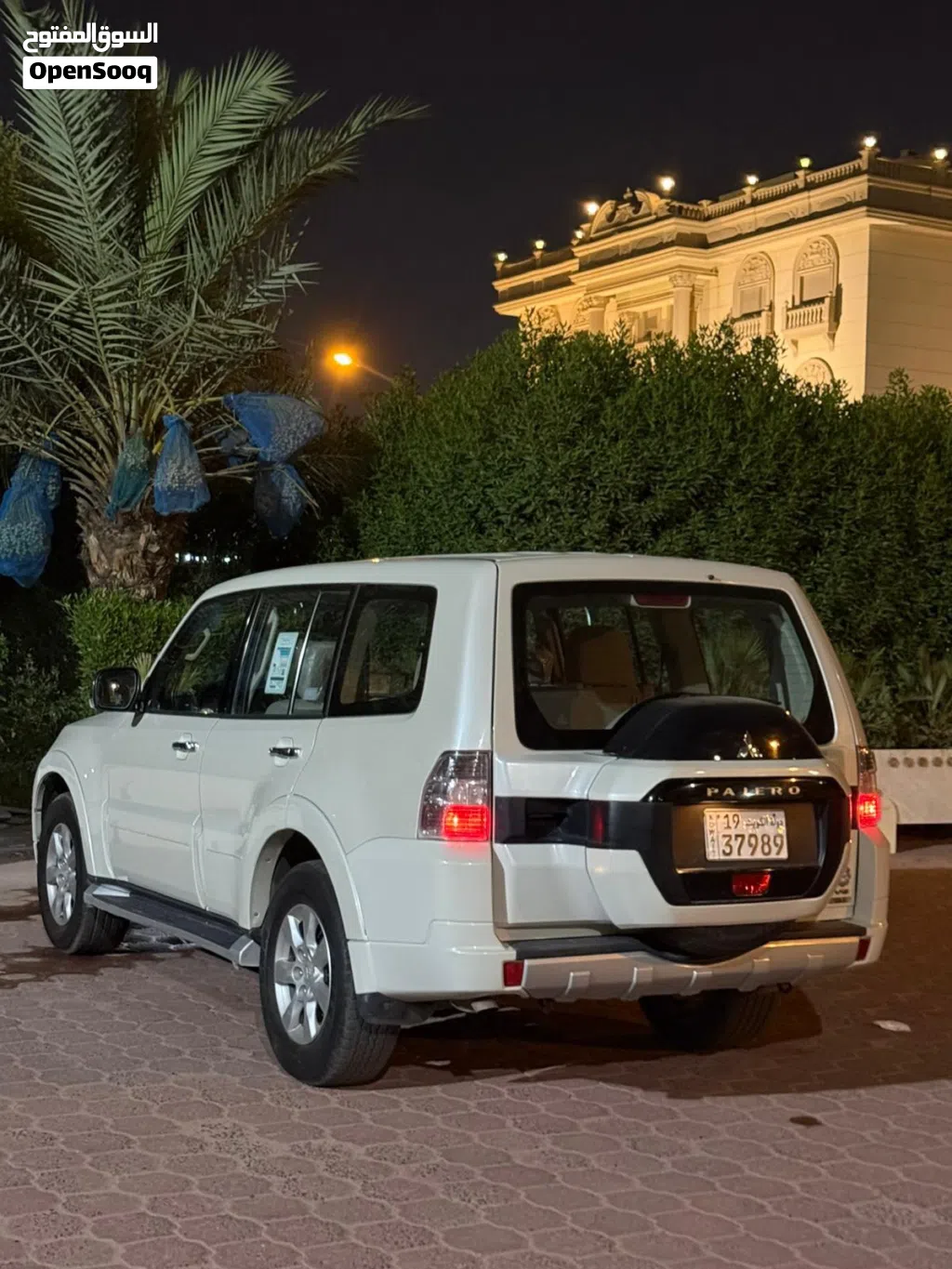 ميتسوبيشي باجيرو GLS