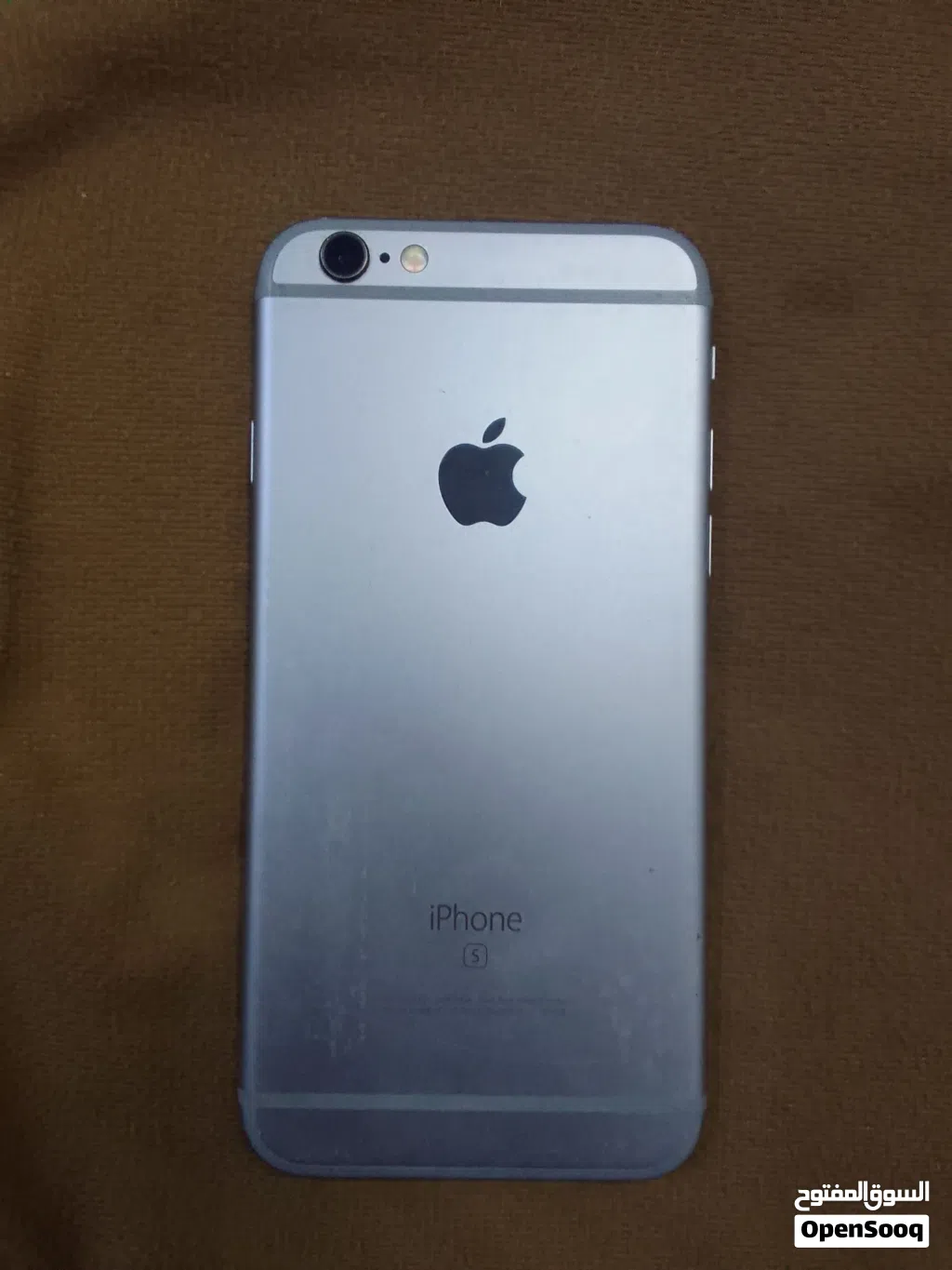 آيفون 6s للبيع يحتاج تبديل شاشة اذا بغيت و تم تبديل البطارية